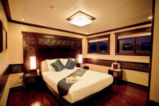 La baie d’Halong 3 jours 2 nuits sur la croisière de Paradise