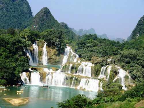 Ban Gioc waterfall